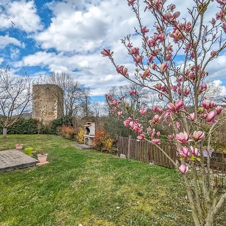 Le Castel Casa de Férias Valcabrere