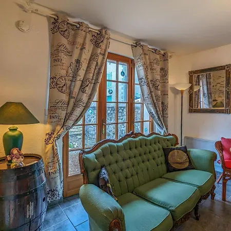 Le Castel Сasa de vacaciones *