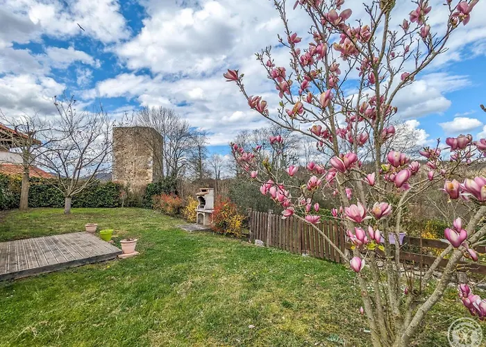 Le Castel Casa de Férias Valcabrere