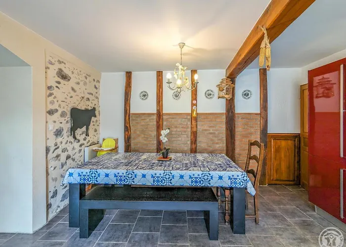 Le Castel Casa de Férias *