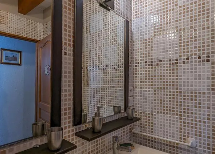 Le Castel Casa de Férias *